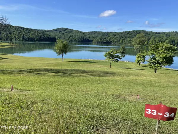 1 Crown PT, Lafollette, TN 37766