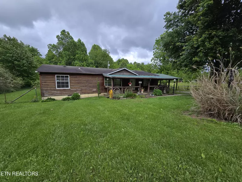 315 Wheeler LN, Jamestown, TN 38556