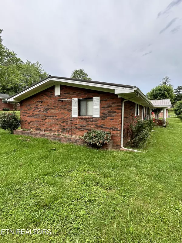 Middlesboro, KY 40965,104 Hollywood Drive DR