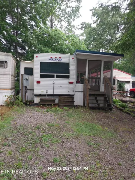 69 Hollow Log Tr, Crossville, TN 38572