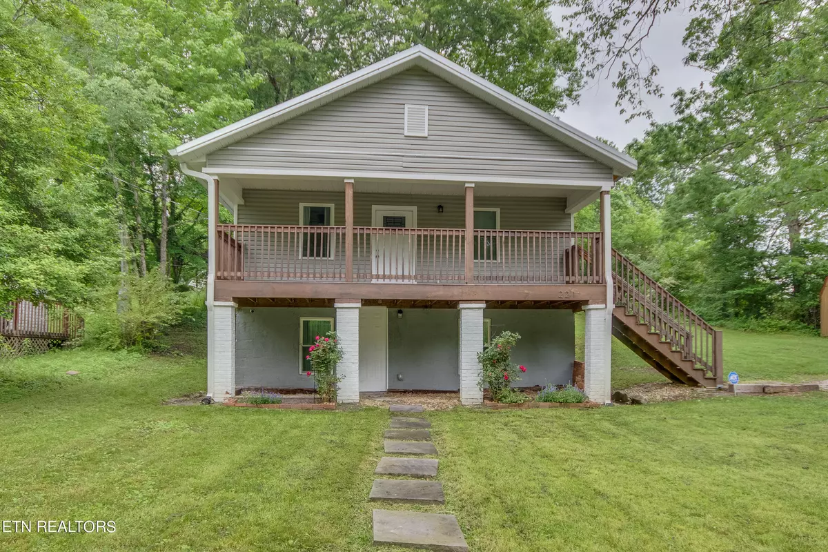 Harriman, TN 37748,221 Woody Ave