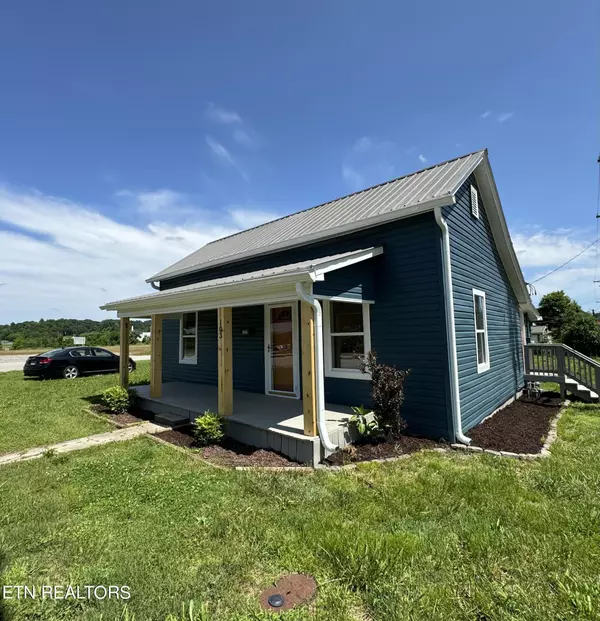 Loudon, TN 37774,103 Cedar St