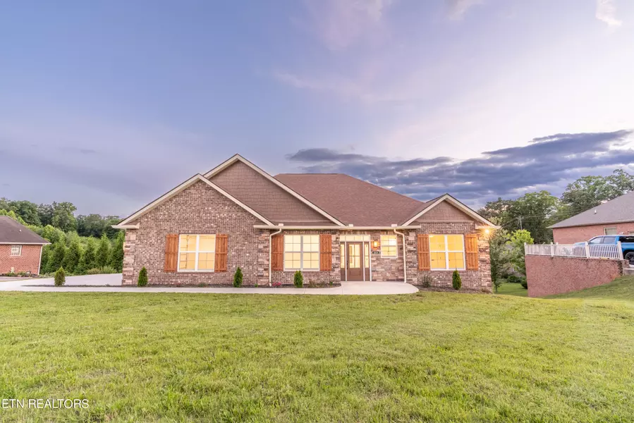 1815 Placid DR, Sevierville, TN 37862