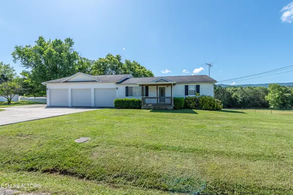 2548 Blockhouse Rd, Maryville, TN 37803