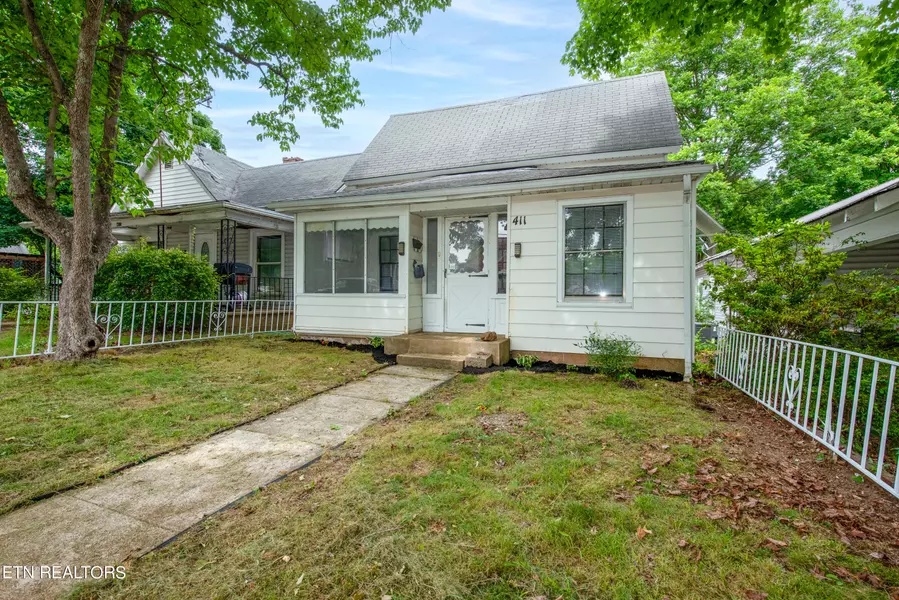 411 A St, Lenoir City, TN 37771