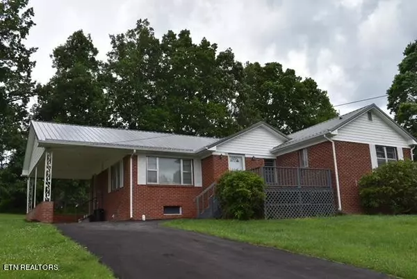 508 Giles DR, Tazewell, TN 37879