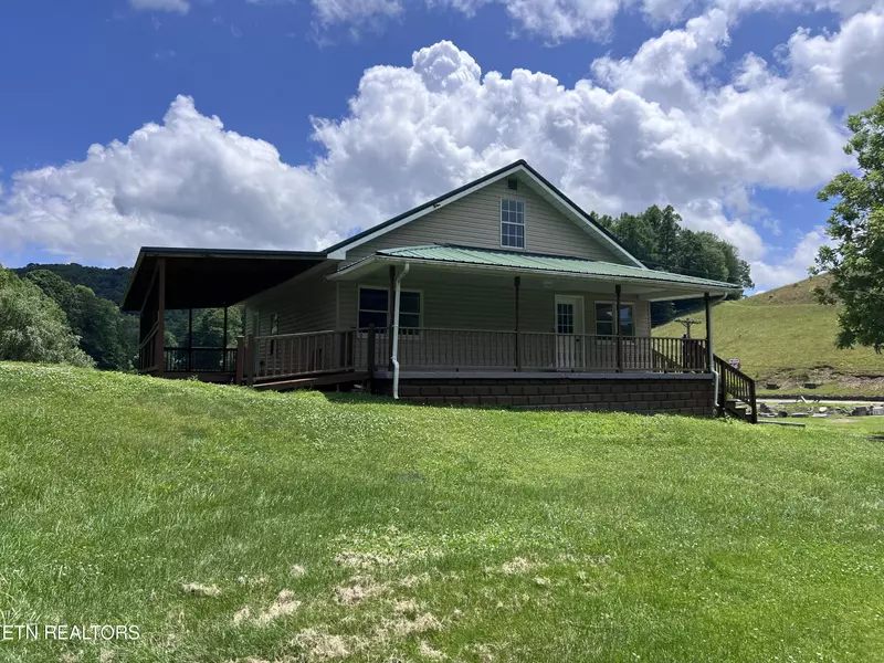 160 Partin LOOP, Pineville, KY 40977