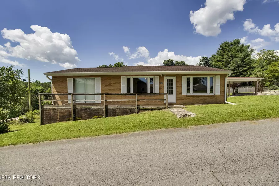 417 Rockwood St, Rockwood, TN 37854