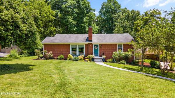 304 Bona Rd,  Knoxville,  TN 37914