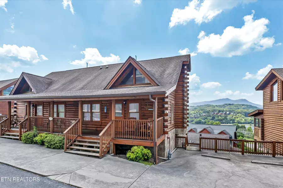 419 Big Bear WAY, Pigeon Forge, TN 37863