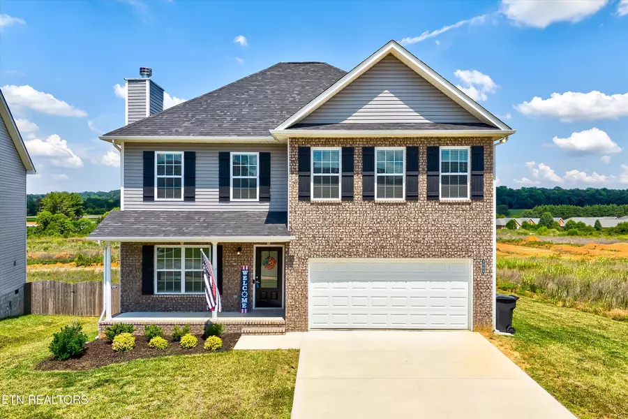 3005 Dominion DR, Maryville, TN 37803