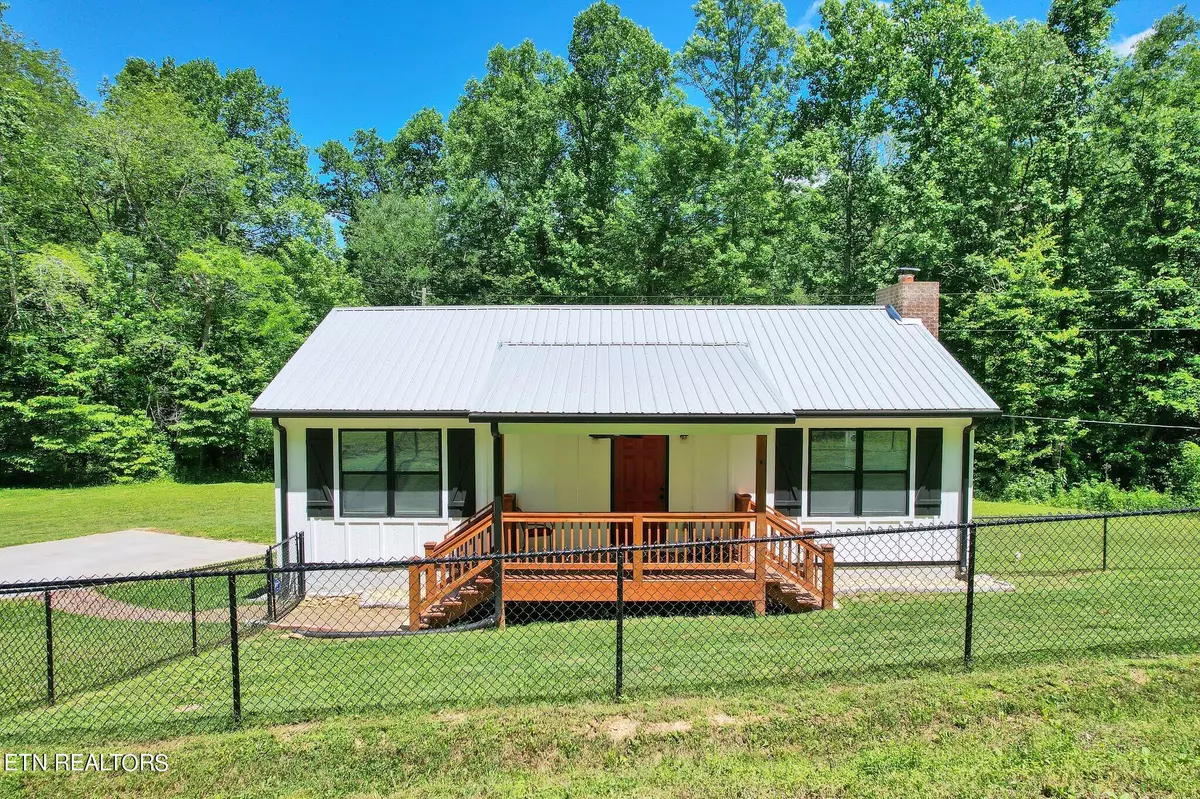 Tellico Plains, TN 37385,103 Dockery Rd