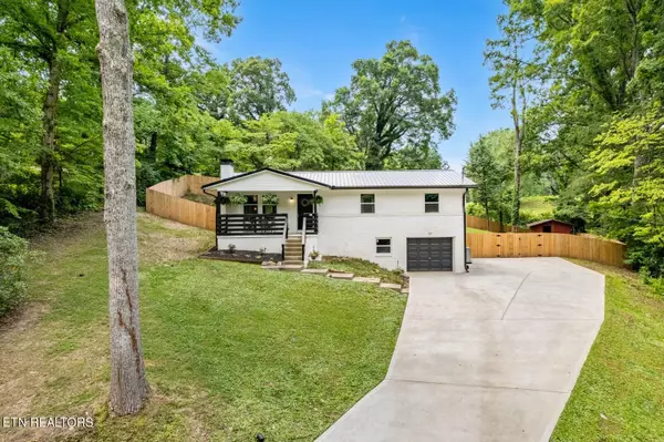 Clinton, TN 37716,430 Sherwood Estates CIR