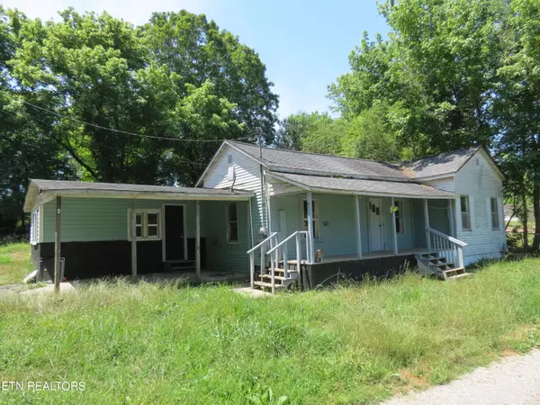 509 Rock Bridge Rd, Oliver Springs, TN 37840