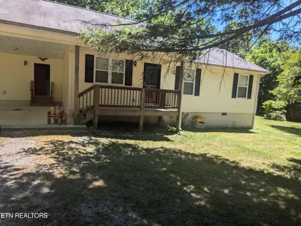 177 Harper LN, Crossville, TN 38555