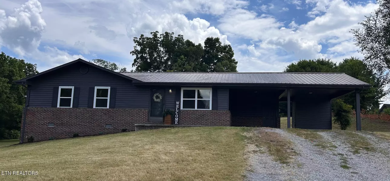 124 Moon St, Sweetwater, TN 37874