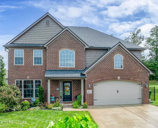 Maryville, TN 37801,824 Copperwood LN