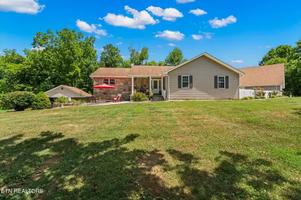 109 Brushy Valley Rd, Powell, TN 37849