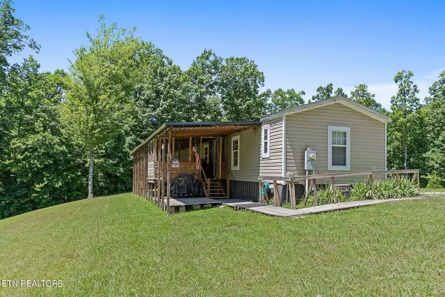 11011 CROSSVILLE HIGHWAY Hwy, Sparta, TN 38583