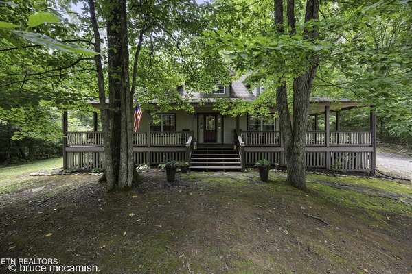 536 Norris Point Rd, Lafollette, TN 37766