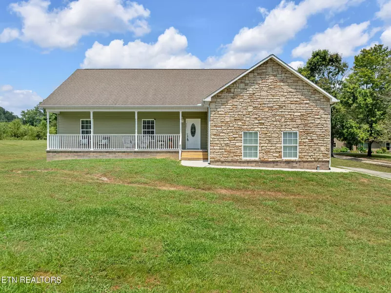 201 Smith Rd, Kingston, TN 37763