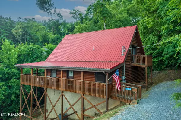 2044 Bill Flagle WAY, Sevierville, TN 37876