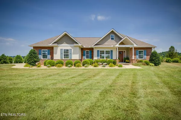 305 Saddle Ridge CT, Greeneville, TN 37745