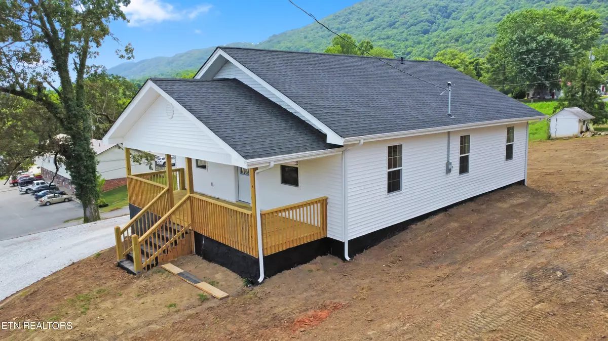 Lafollette, TN 37766,410 Walden St