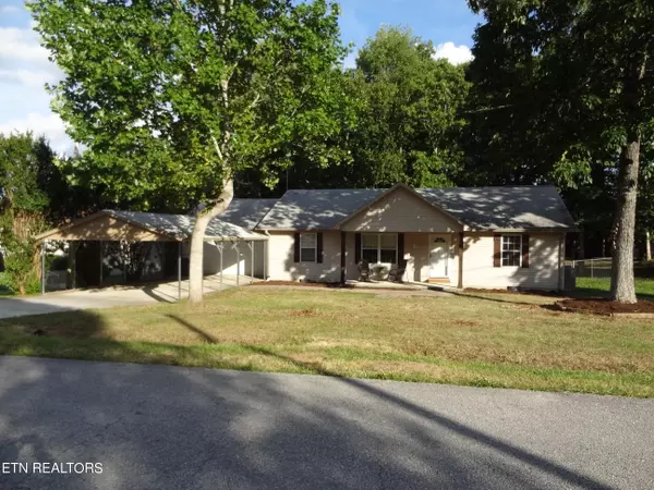 61 Calloway DR, Crossville, TN 38555