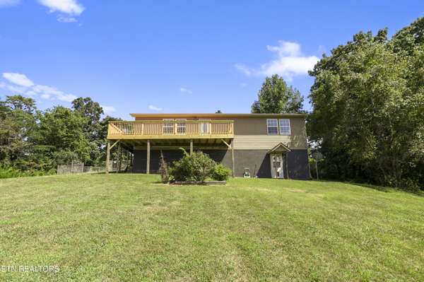 360 Cross Creek Lane LN, Lafollette, TN 37766