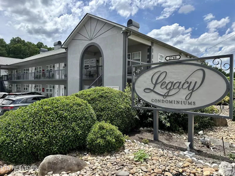 2748 Florence DR #9 units, Pigeon Forge, TN 37863