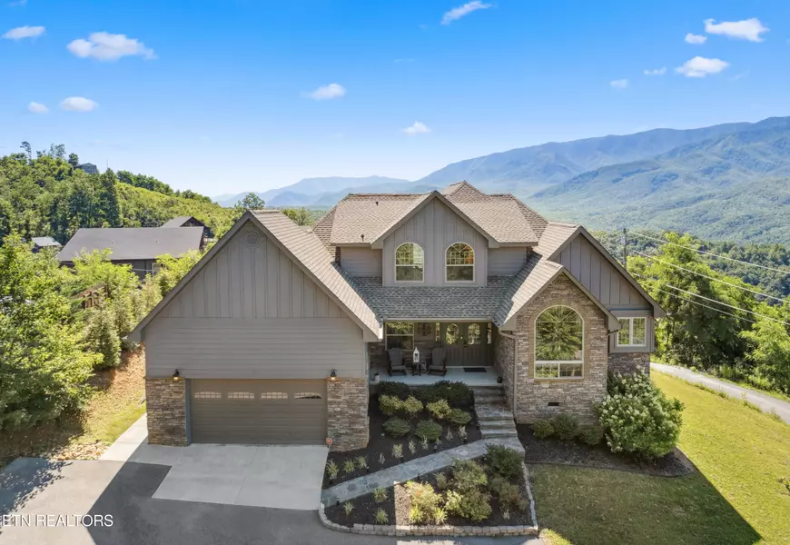 904 Pine Cone WAY, Gatlinburg, TN 37738