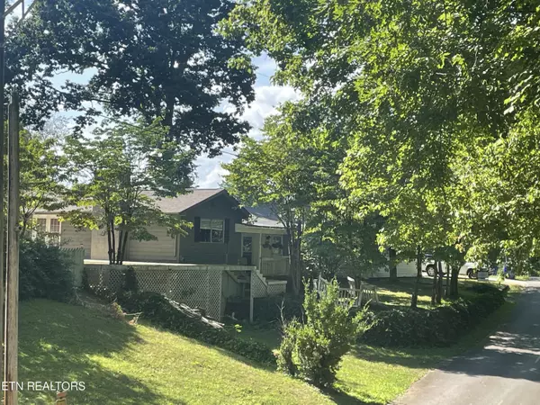 Clinton, TN 37716,336 Beechwood LN