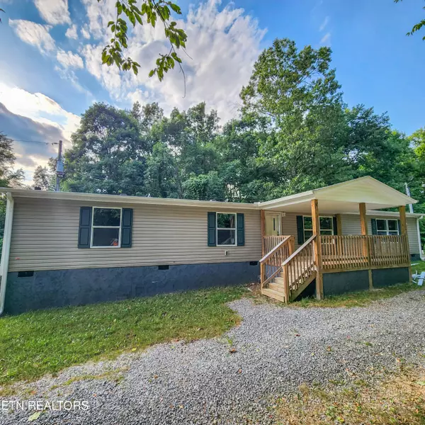 215 Homepark Rd, New Tazewell, TN 37825