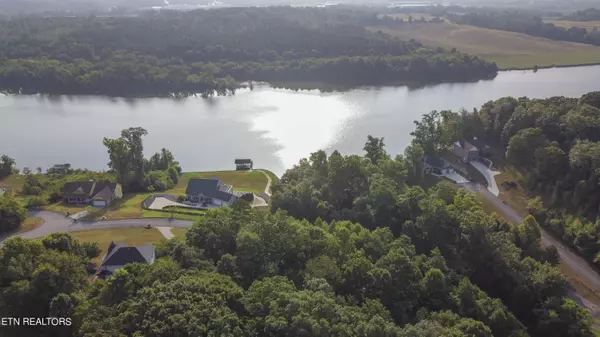 250 Vineyard Cove DR,  Loudon,  TN 37774