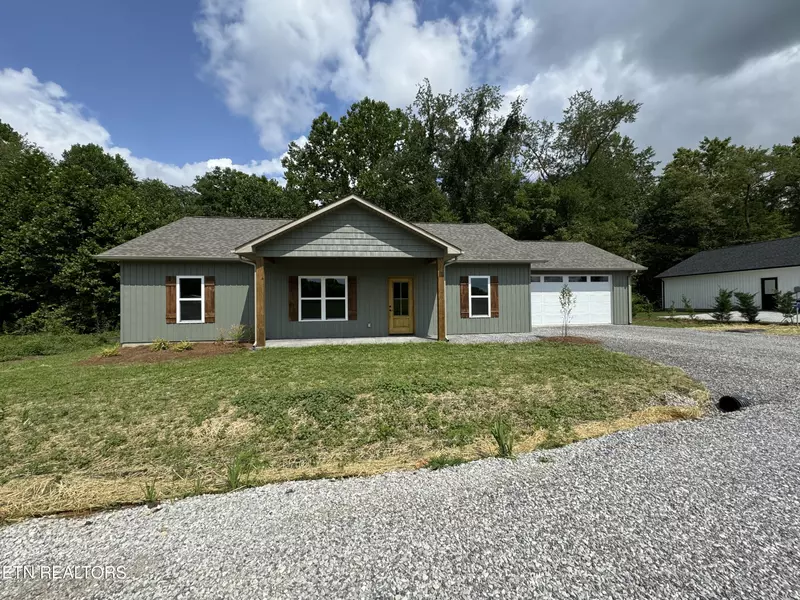 260 Hemlock Springs DR, Helenwood, TN 37755