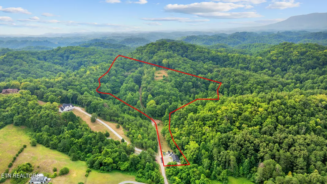 2345 Paradise WAY, Sevierville, TN 37876