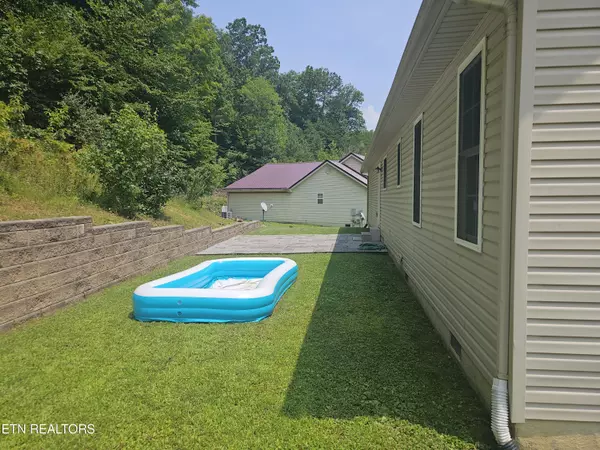 Middlesboro, KY 40965,230 Windermere DR