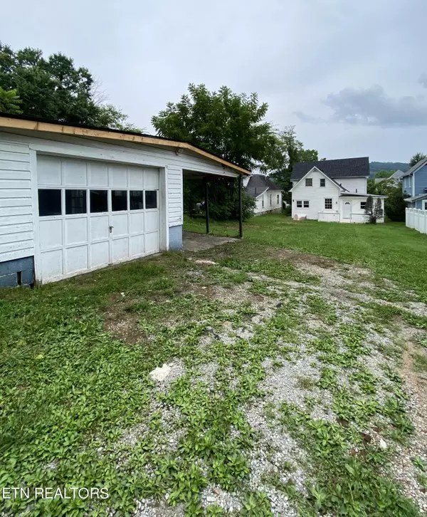 Harriman, TN 37748,726 Clinton St