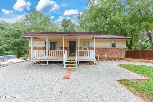 55 Lancaster LN, Parsons, TN 38363