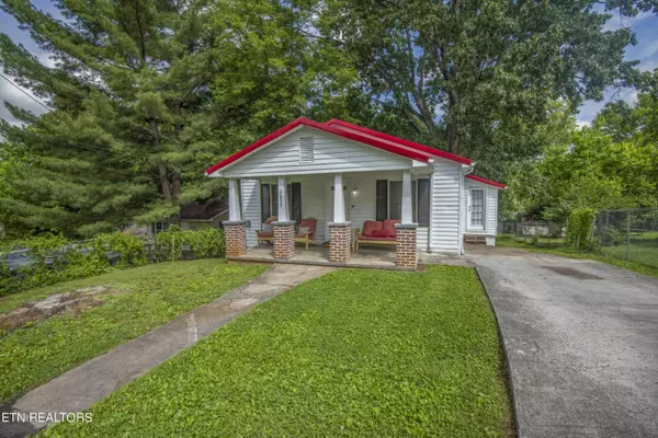 2635 Gaston Ave, Knoxville, TN 37917