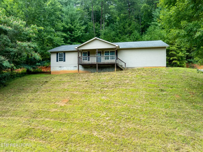 1817 Hughes LOOP, Maryville, TN 37803