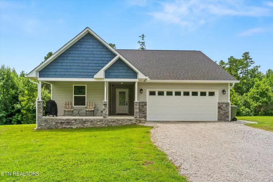 282 Mountain Vista Rd, Oliver Springs, TN 37840