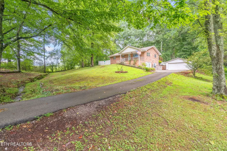 236 Bull Run Rd, Powell, TN 37849