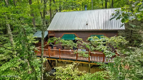 Pigeon Forge, TN 37876,1327 Indian CT