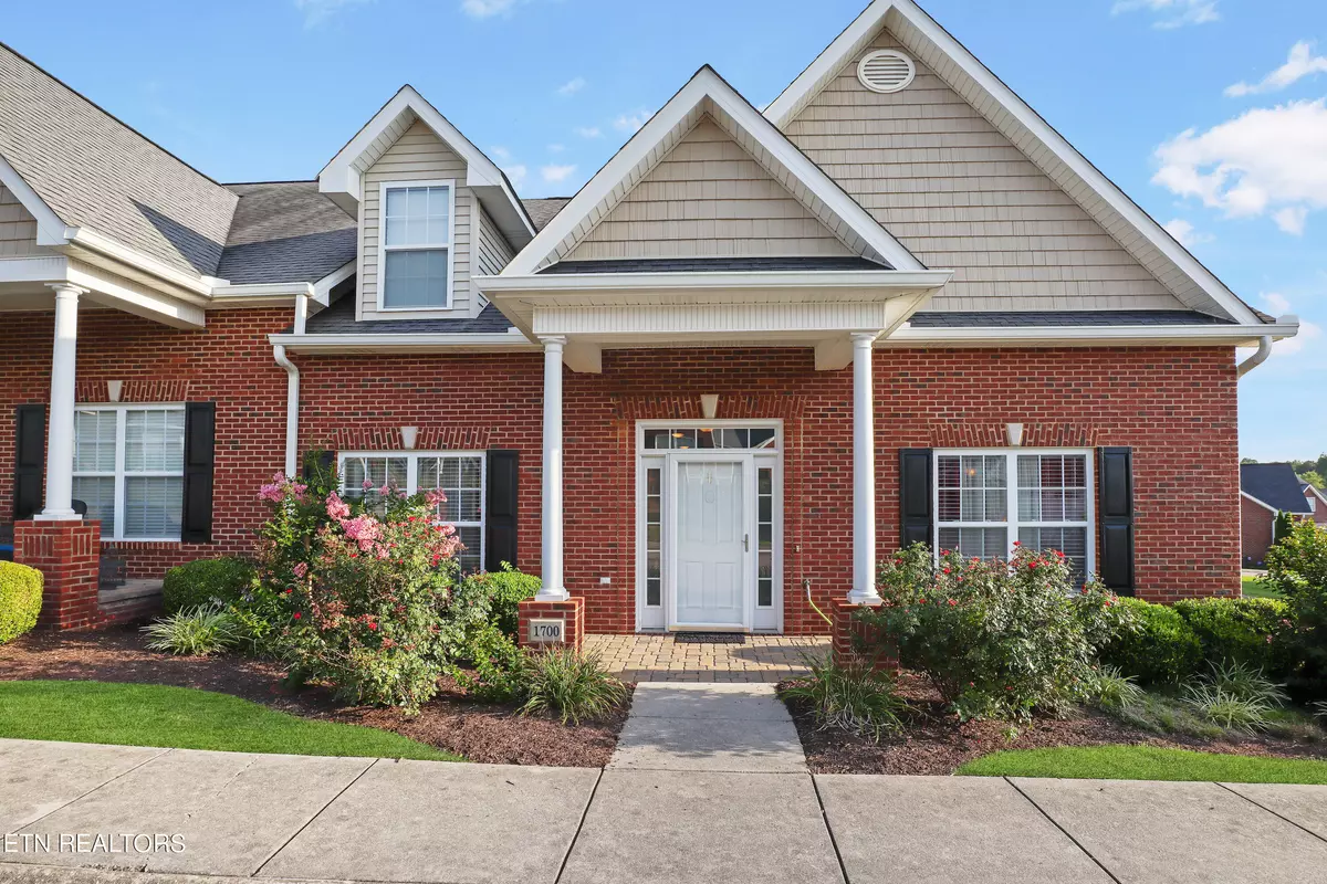 Knoxville, TN 37914,1700 Wisteria View WAY