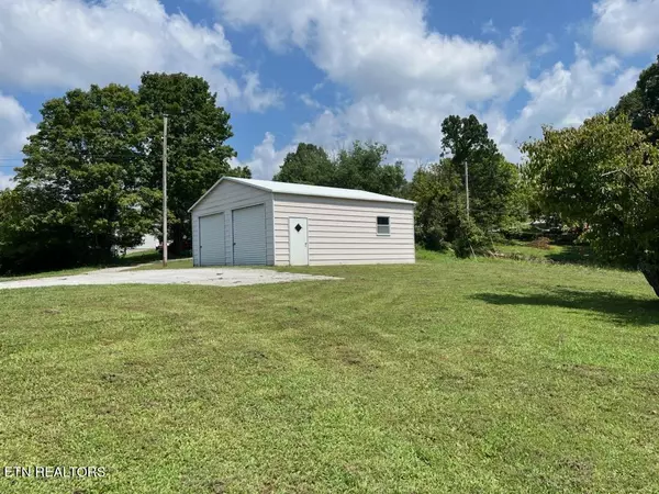 Lafollette, TN 37766,722 Twenty Third St