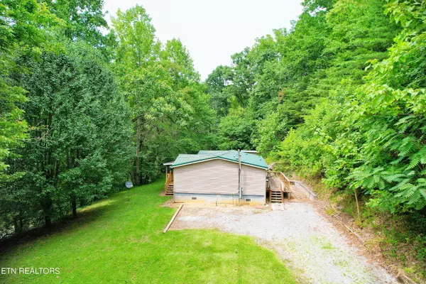 Parrottsville, TN 37843,819 Ginseng WAY