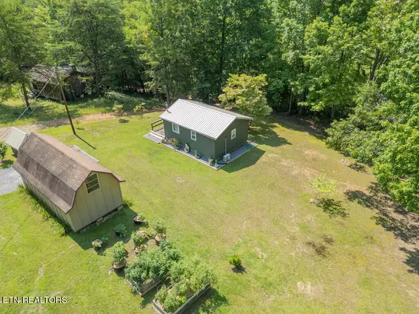 Tellico Plains, TN 37385,1660 Cane Creek Mtn Rd