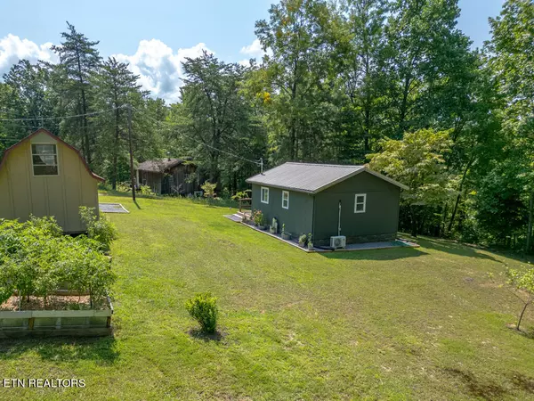 Tellico Plains, TN 37385,1660 Cane Creek Mtn Rd